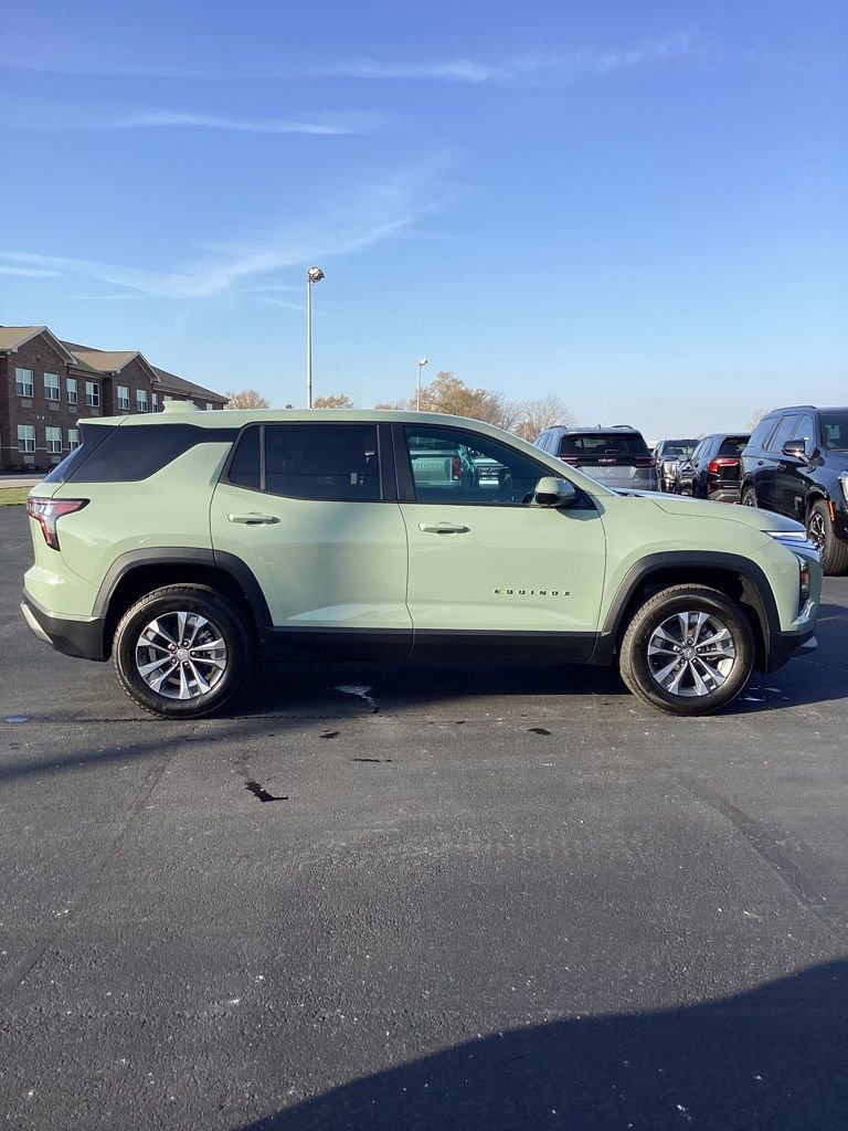 New 2026 Chevrolet Equinox LT w/ Convenience Package II image 7