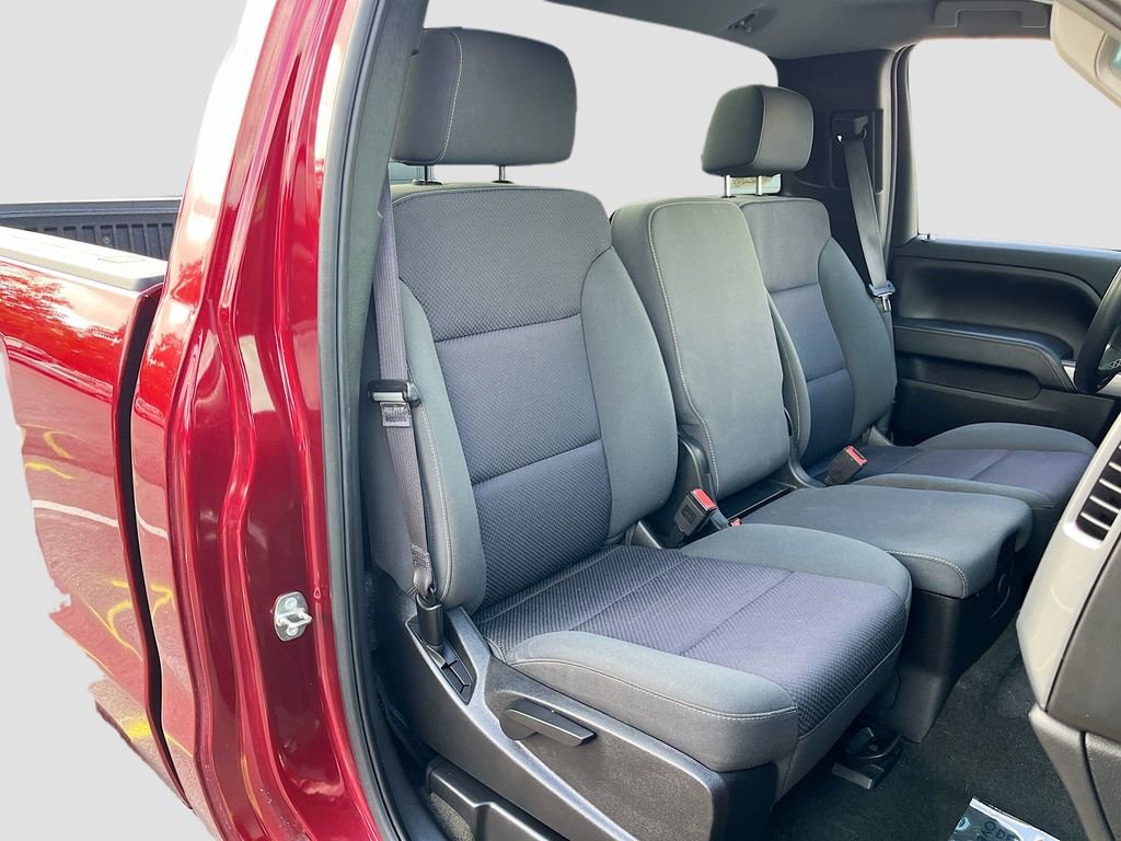 Used 2016 Chevrolet Silverado 1500 LT w/ LT Convenience Package image 24