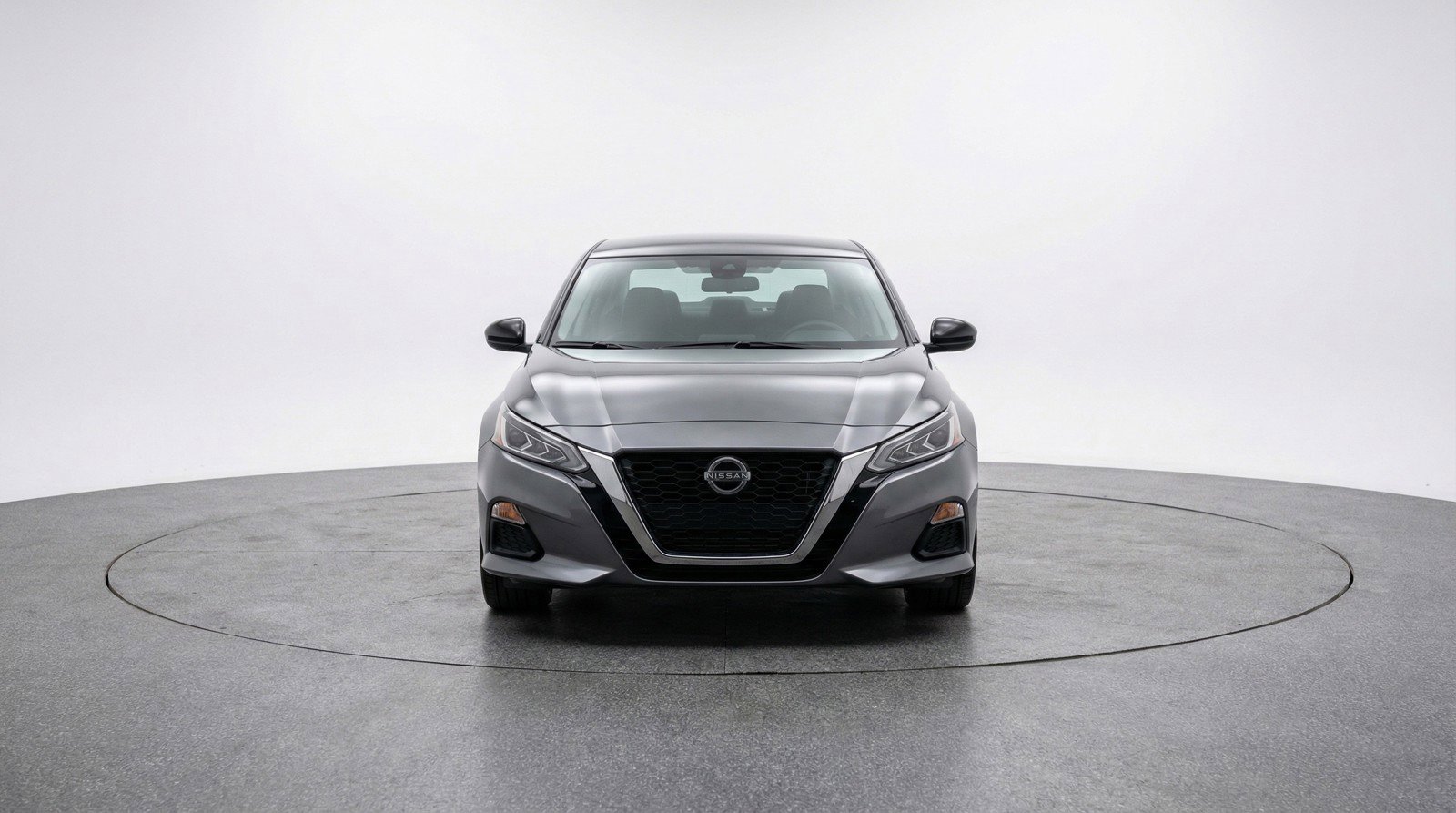 Used 2025 Nissan Altima 2.5 SV image 2