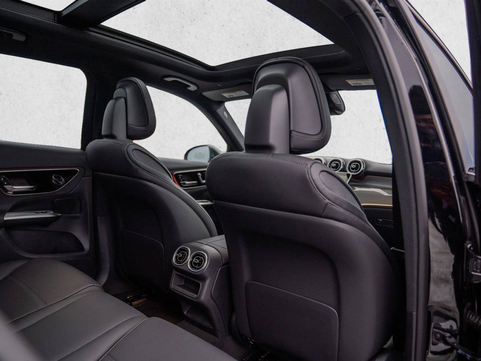 New 2026 Mercedes-Benz GLC 300 4MATIC image 21