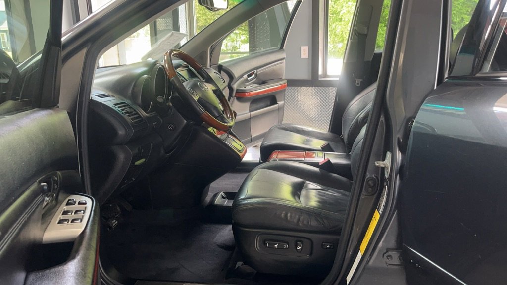 Used 2004 Lexus RX 330 AWD image 40