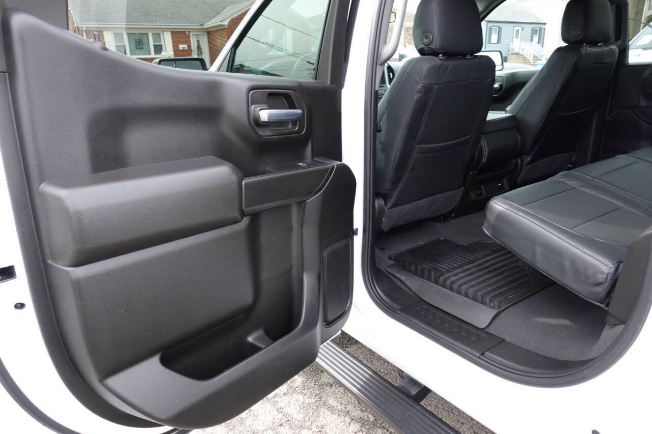 Used 2023 Chevrolet Silverado 1500 Custom w/ LPO, Dark Essentials Package AWD/4WD image 21