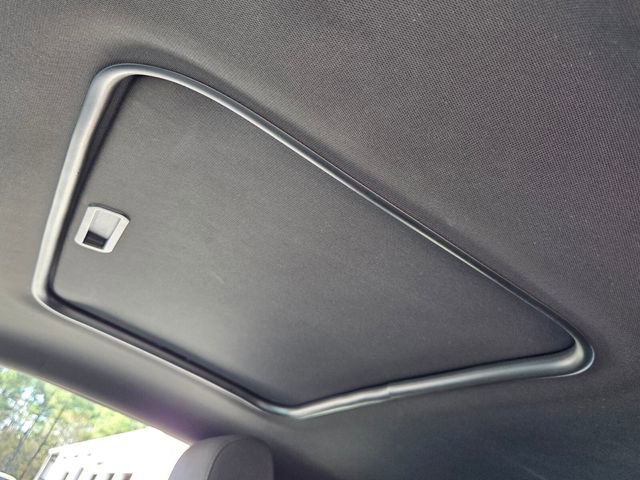 Used 2017 Chevrolet Camaro SS image 22