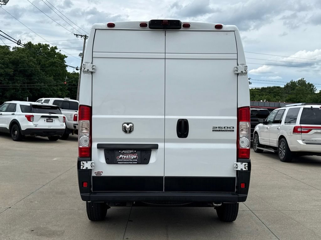 Used 2025 RAM ProMaster 2500 w/ Convenience Group FWD image 15