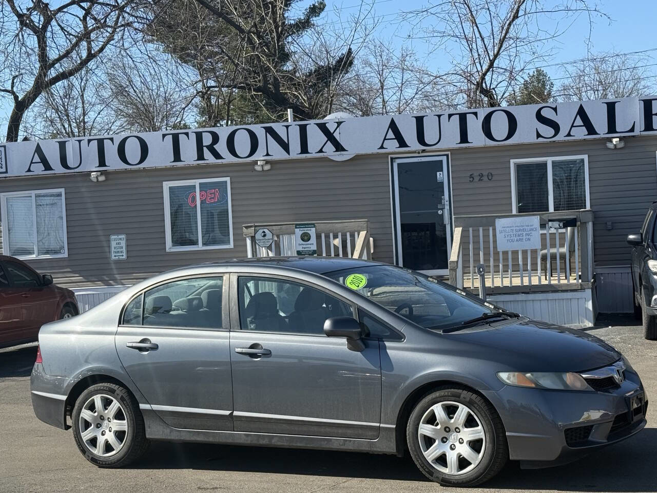 Used 2010 Honda Civic LX image 1