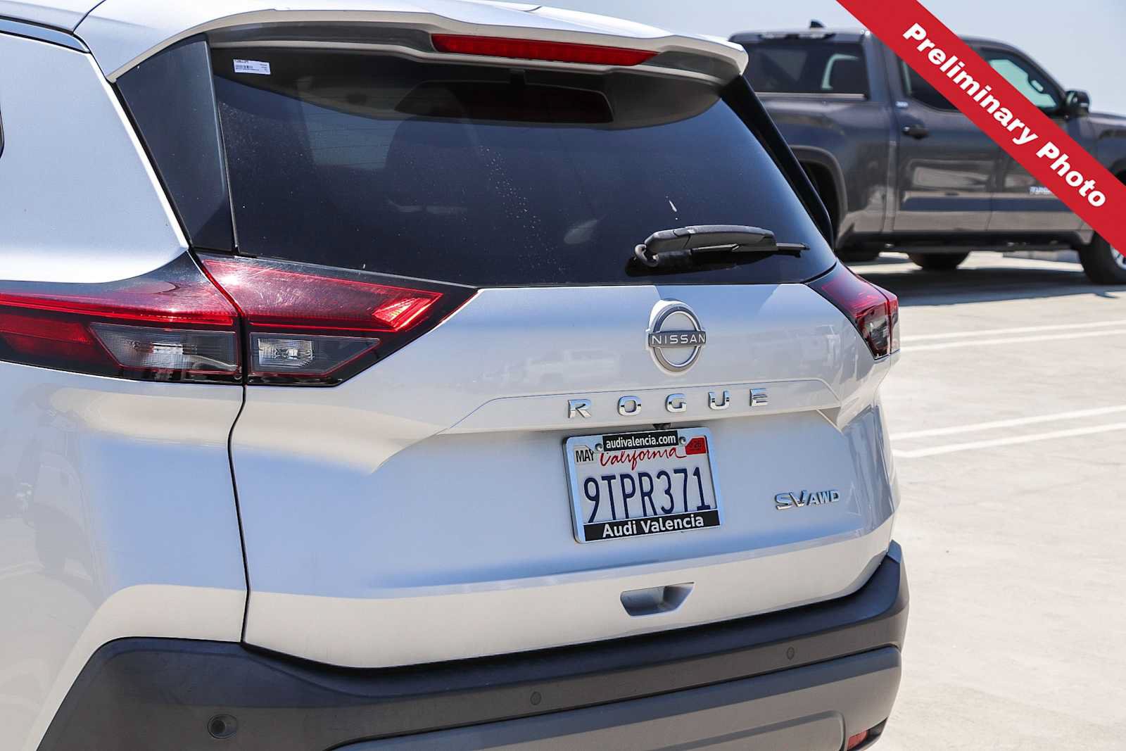 Used 2023 Nissan Rogue SV AWD/4WD image 10