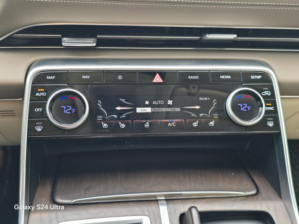 Used 2024 Genesis GV80 3.5T Prestige Signature AWD/4WD image 29