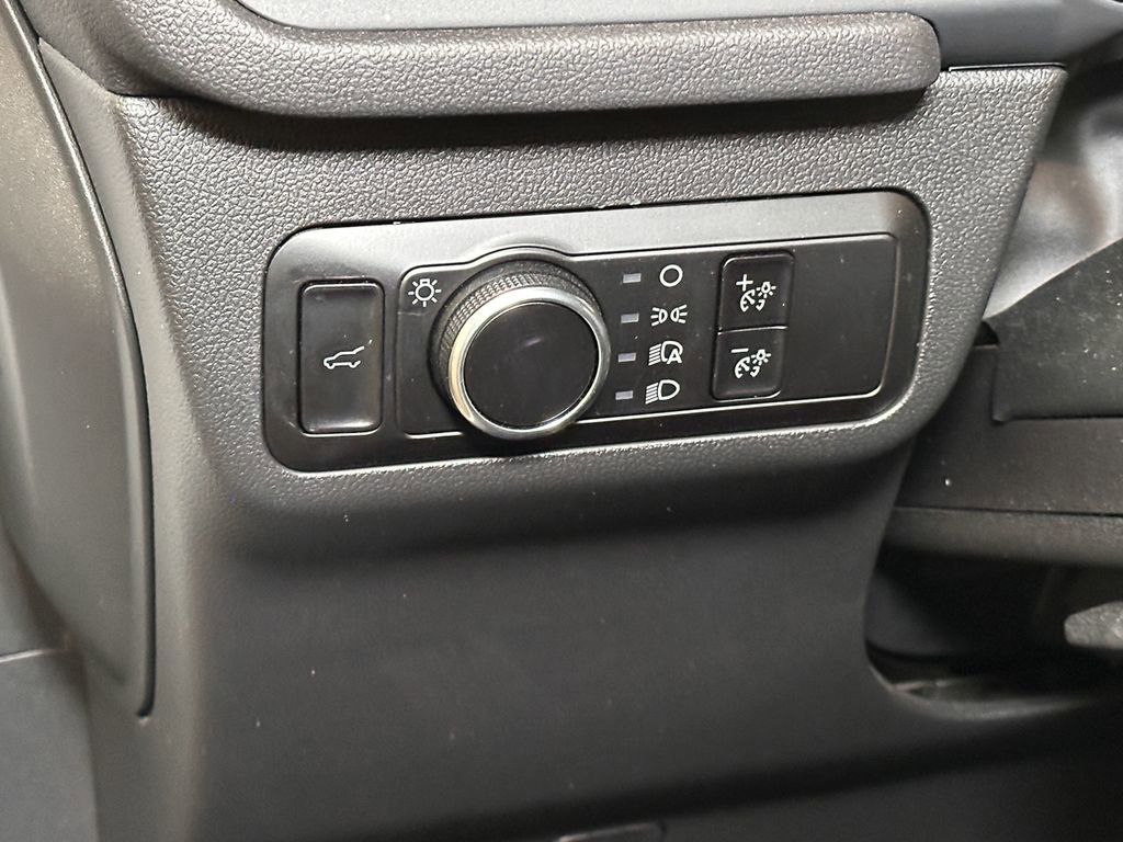 Used 2025 Ford Escape ST-Line w/ Tech Pack #1 AWD/4WD image 23