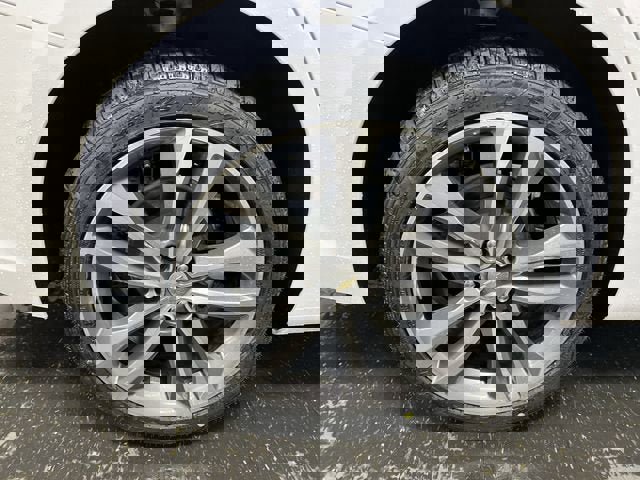 Certified 2024 Chevrolet Malibu LT image 33