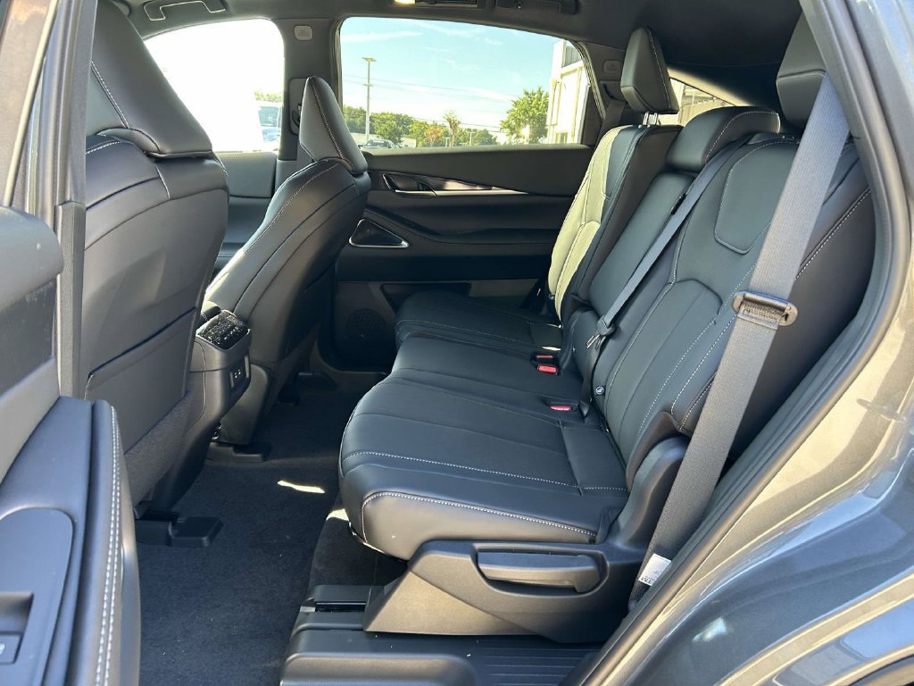 New 2027 INFINITI QX65 Sport AWD/4WD image 7
