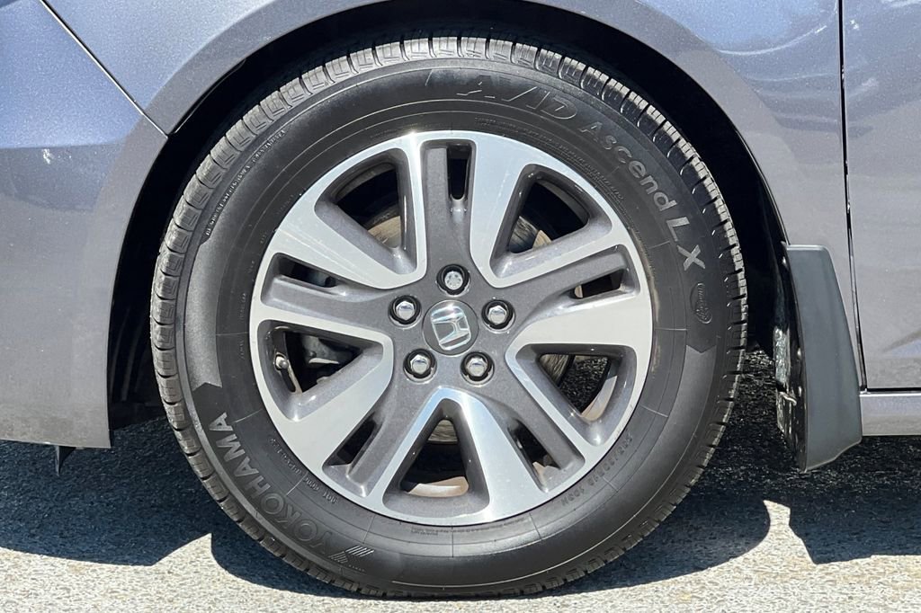 Used 2014 Honda Odyssey Touring Elite image 27