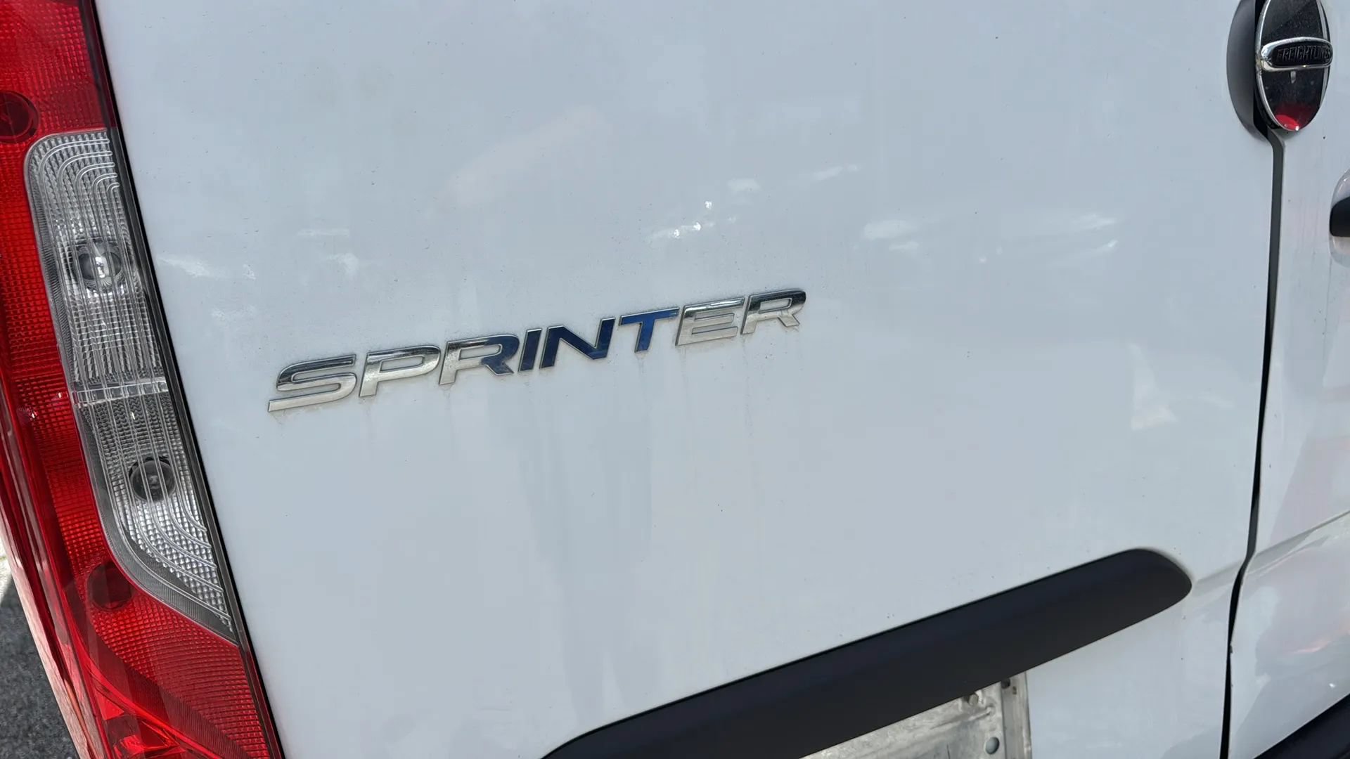 Used 2021 Freightliner Sprinter 2500 RWD image 42