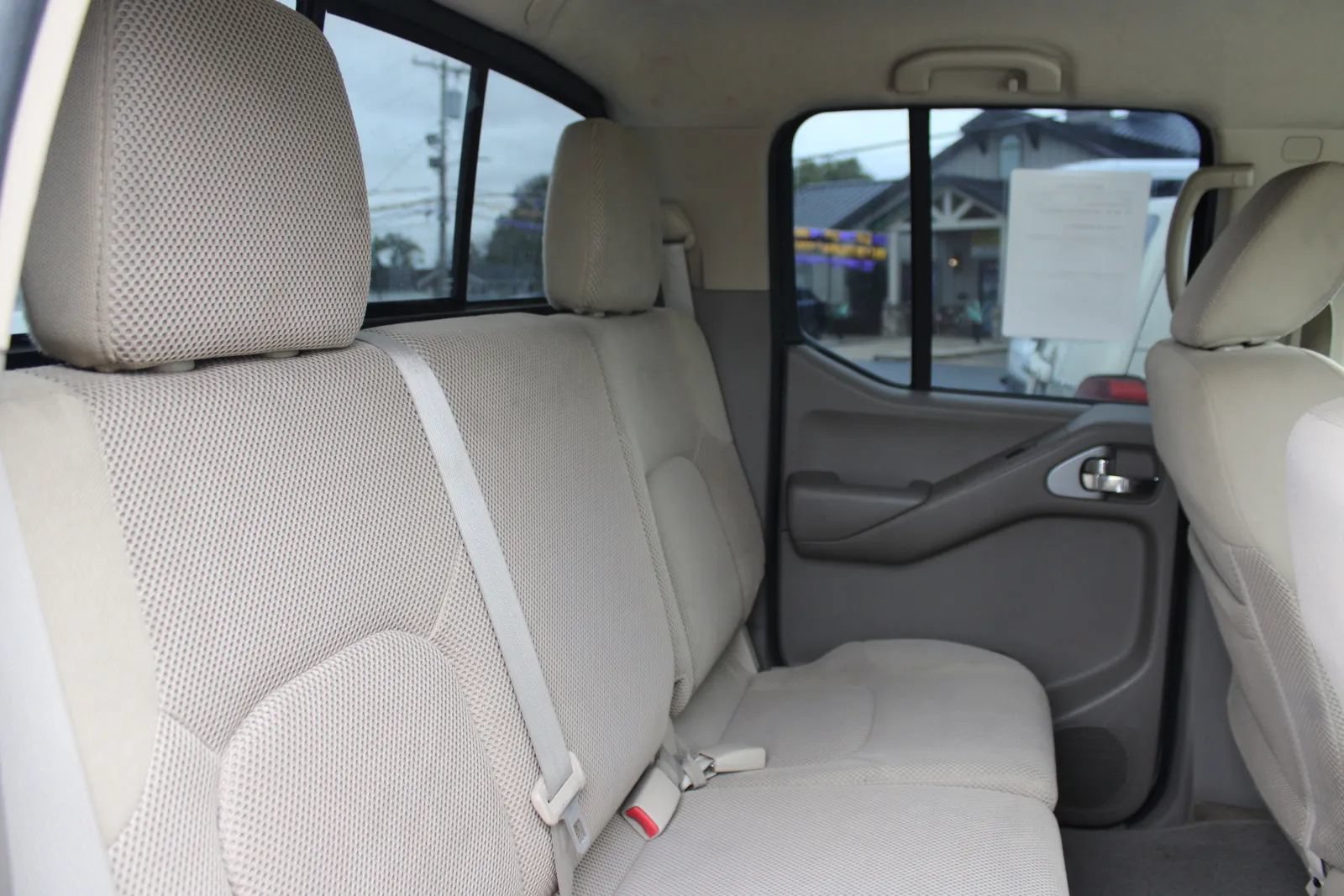 Used 2015 Nissan Frontier SV RWD image 20