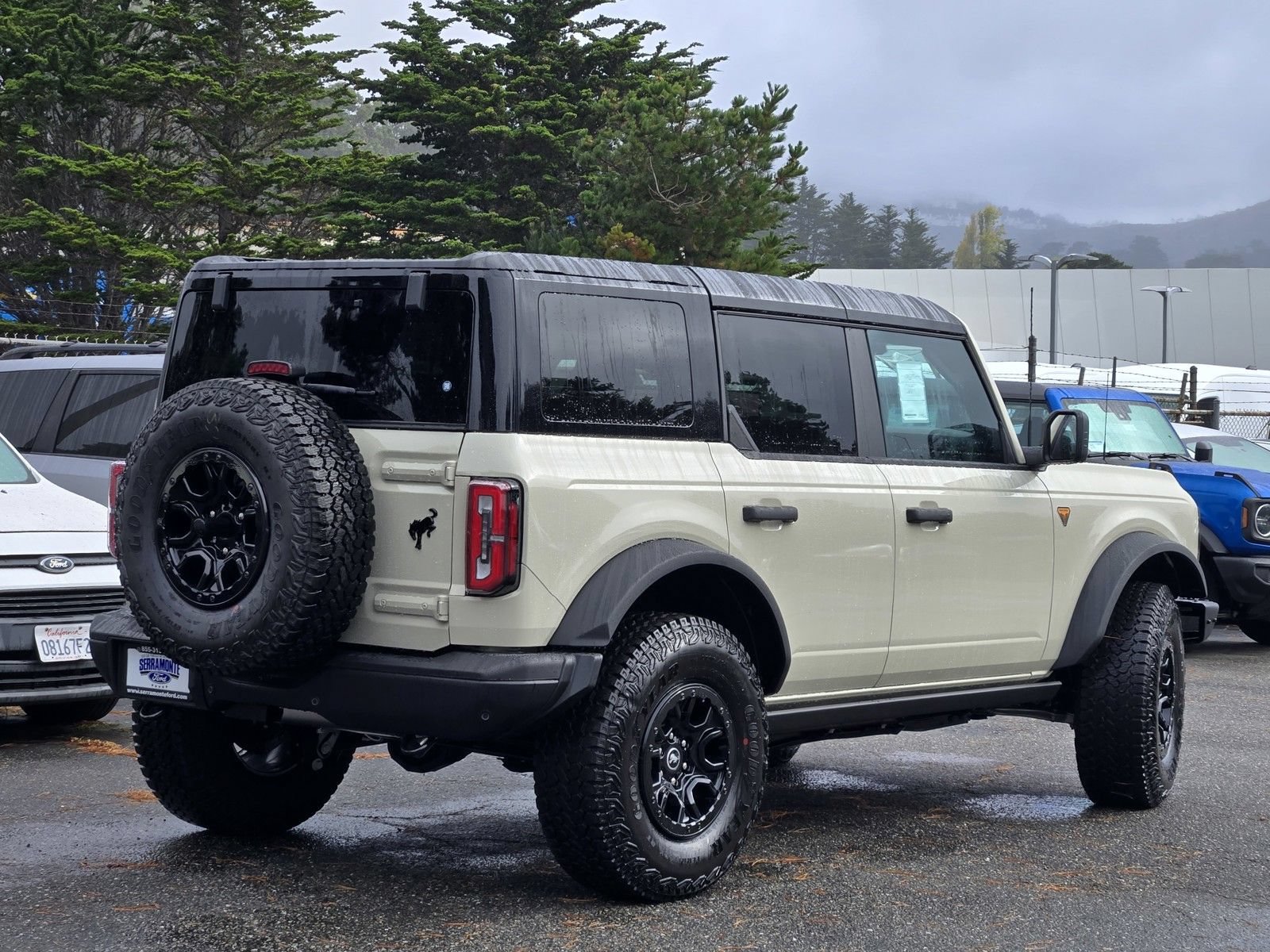 New 2026 Ford Bronco Badlands w/ Wildtrak Package AWD/4WD image 4