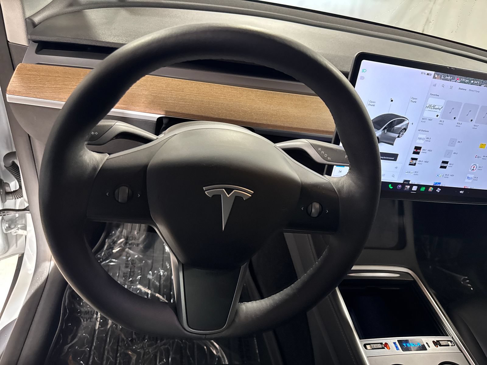Used 2021 Tesla Model Y Long Range AWD/4WD image 18