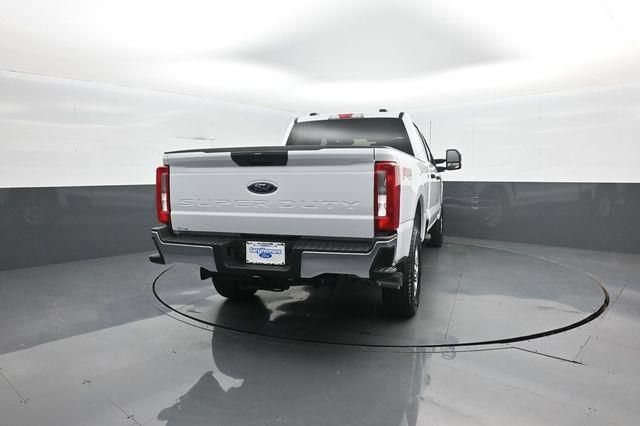 New 2026 Ford F250 XLT w/ FX4 Off-Road Package AWD/4WD image 7