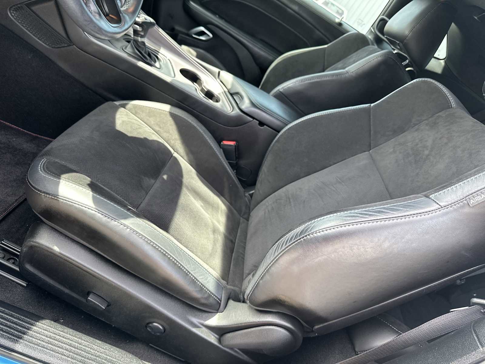 Used 2023 Dodge Challenger R/T w/ Plus Package image 11