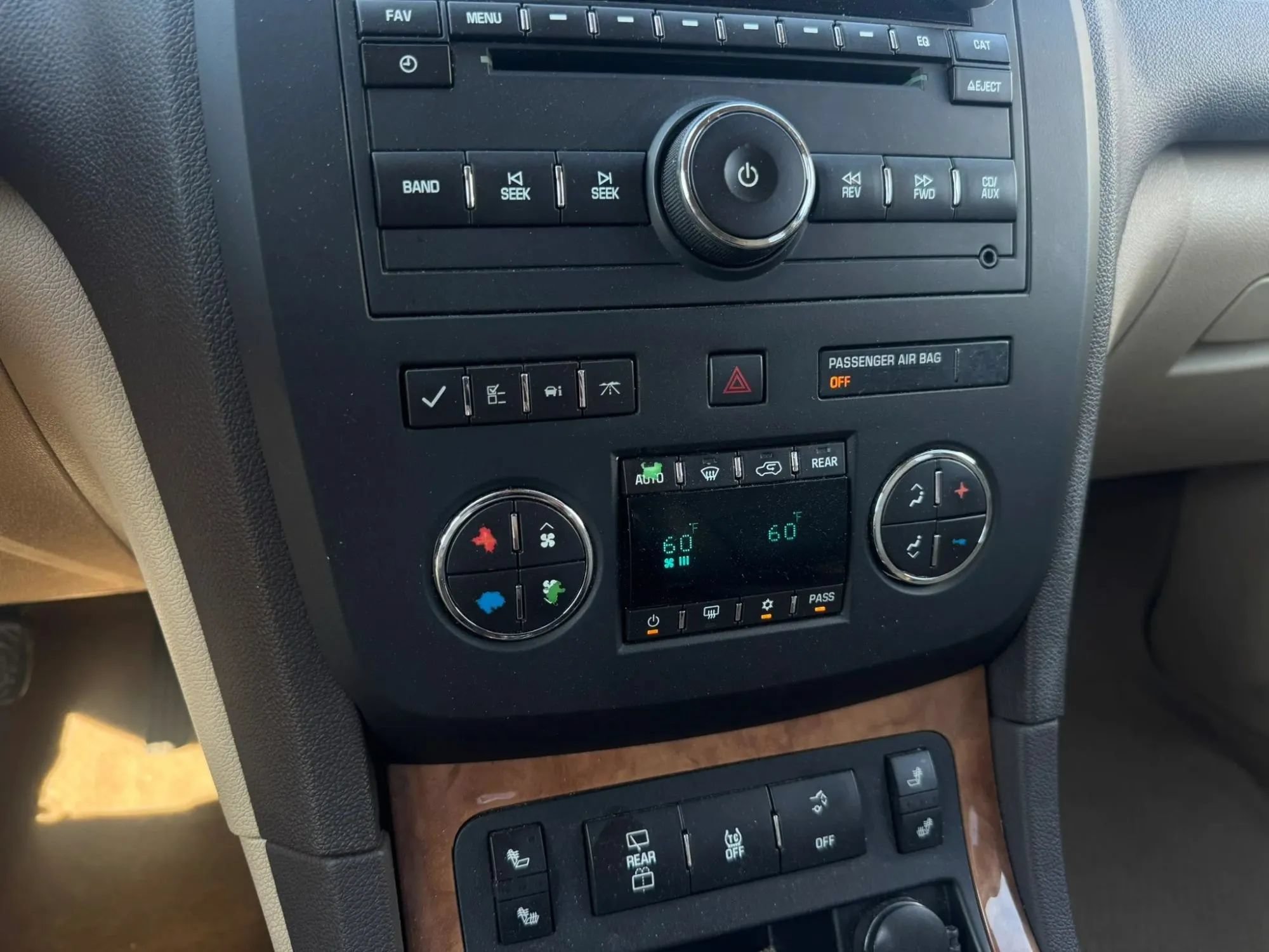 Used 2012 Buick Enclave Leather FWD image 19
