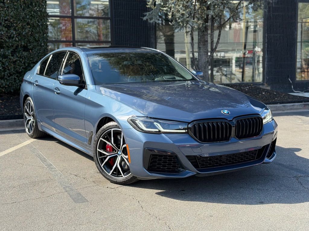 Used 2023 BMW 540i xDrive w/ M Sport Package image 7