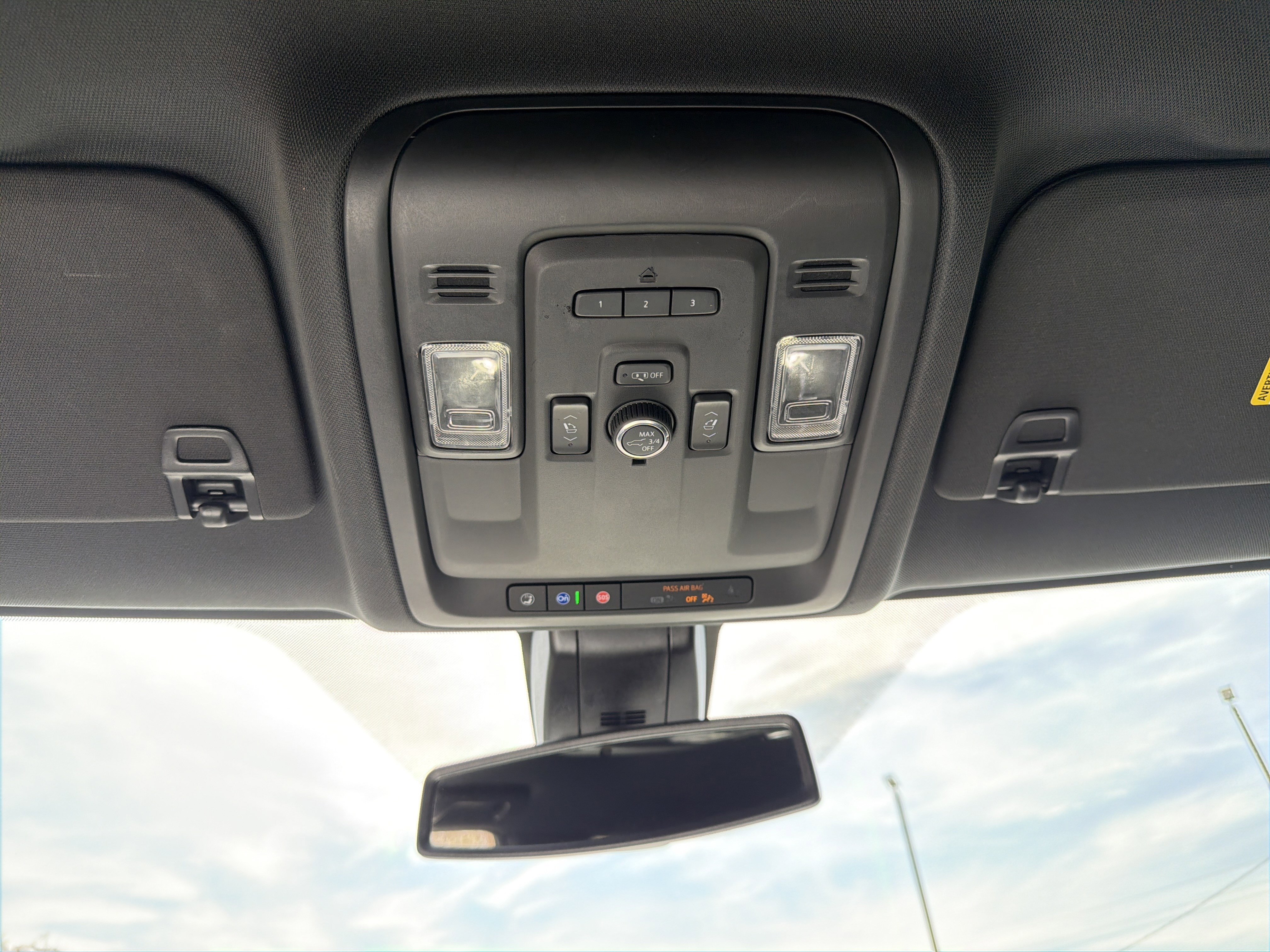 Used 2021 Chevrolet Tahoe Z71 w/ Z71 Off-Road Package image 30