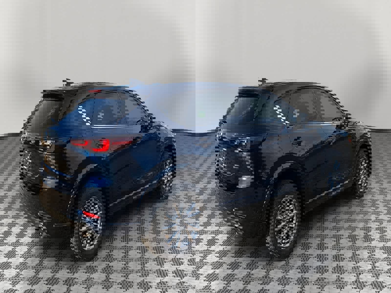 Certified 2025 MAZDA CX-5 AWD 2.5 S w/ Preferred Package image 3