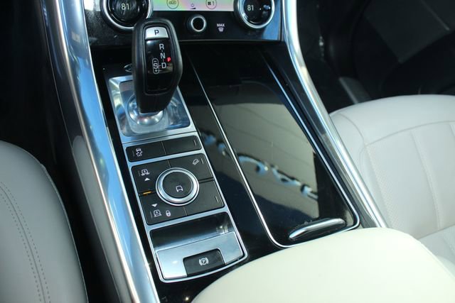 Used 2022 Land Rover Range Rover Sport HSE Silver Edition image 16