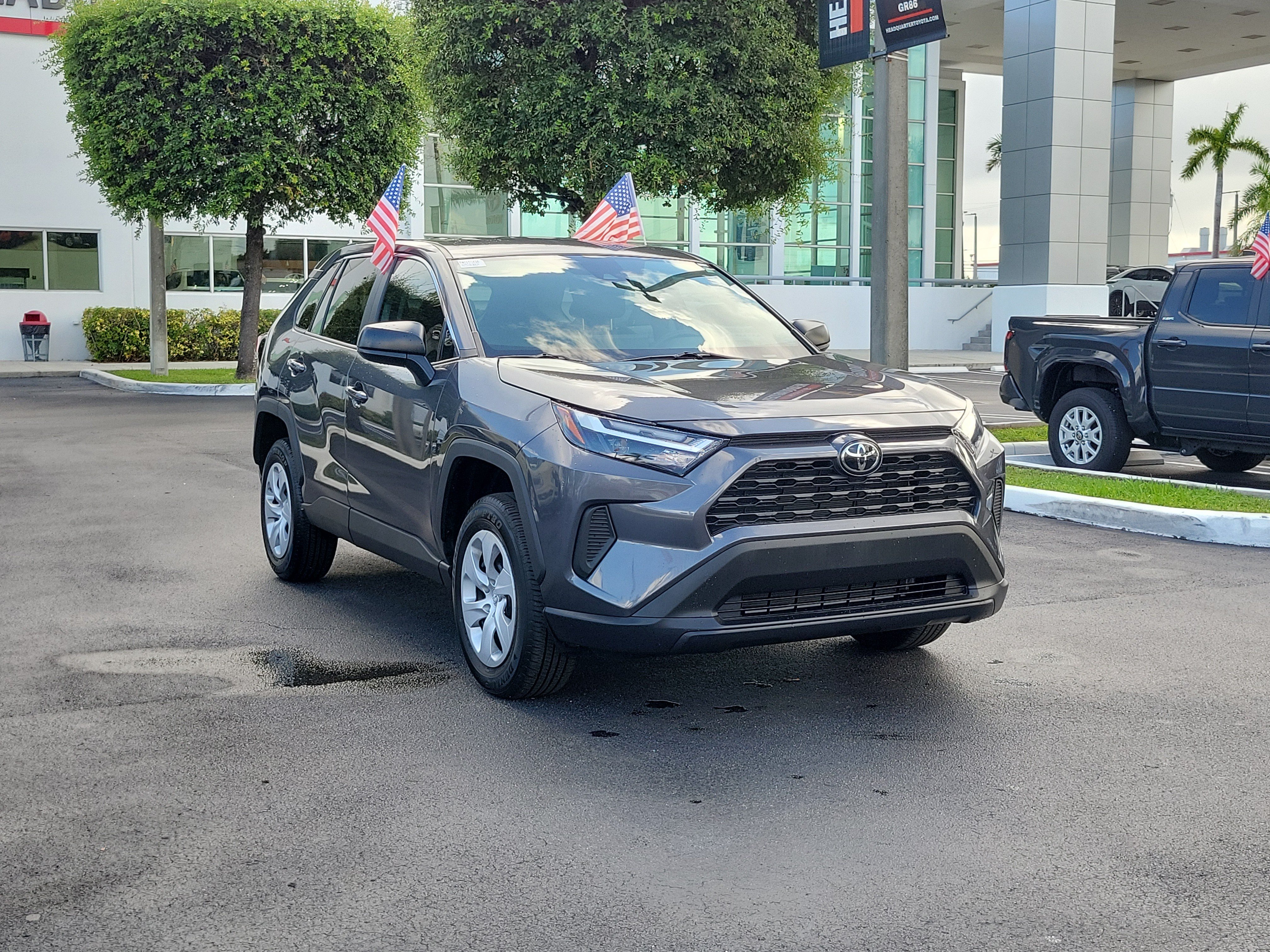Used 2024 Toyota RAV4 LE FWD image 2