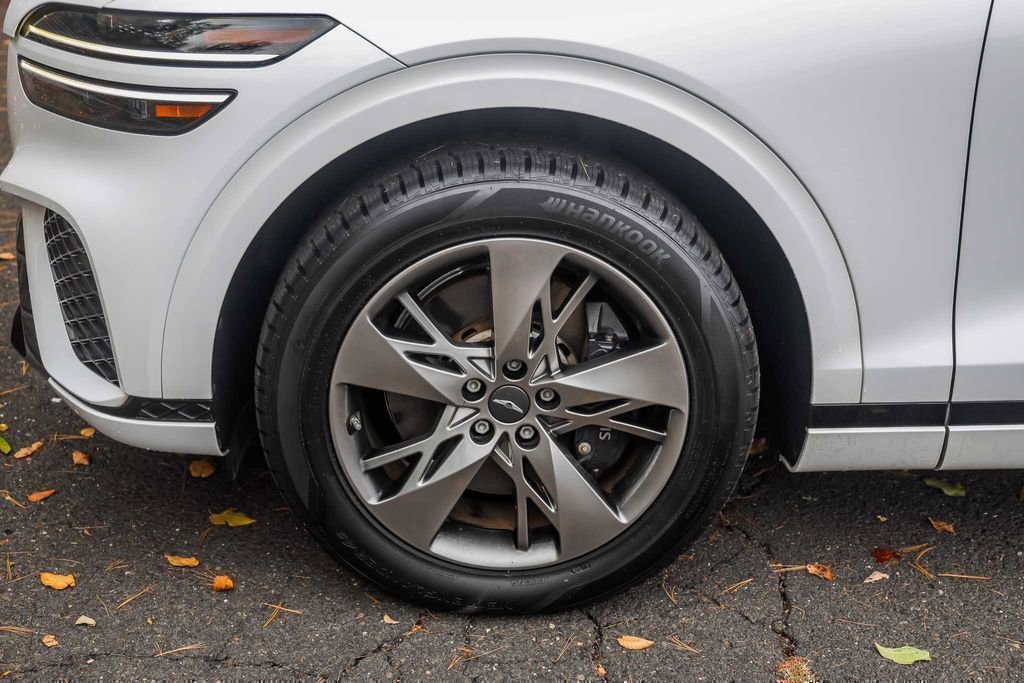 Used 2023 Genesis GV70 3.5T Sport w/ Cargo Package image 12