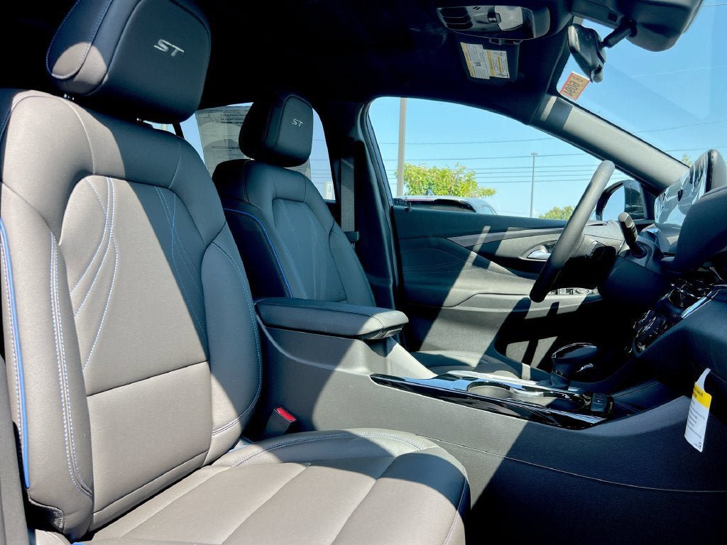 New 2026 Buick Envista Sport Touring w/ Convenience I Package FWD image 22