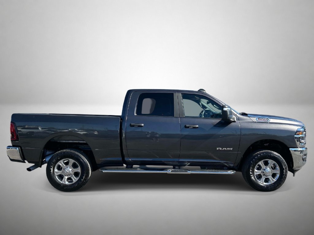 Used 2025 RAM 2500 Big Horn AWD/4WD image 2