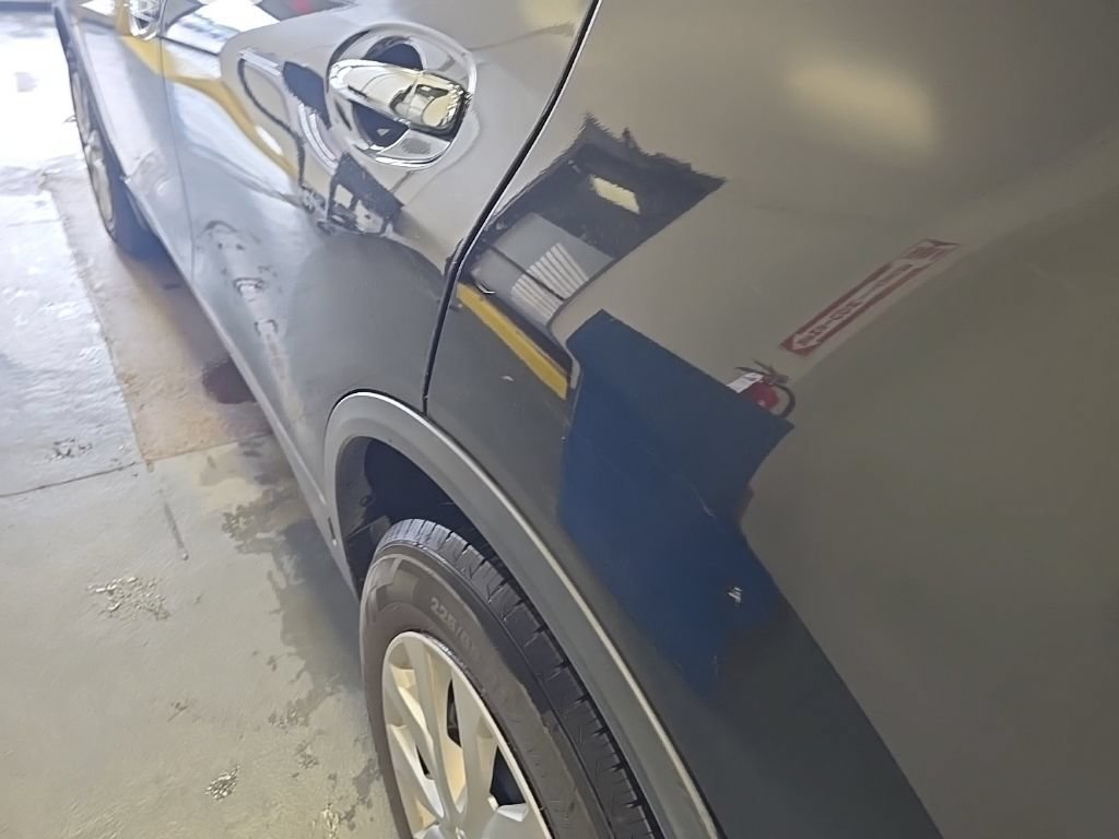 Used 2016 Nissan Rogue S w/ Appearance Package AWD/4WD image 6