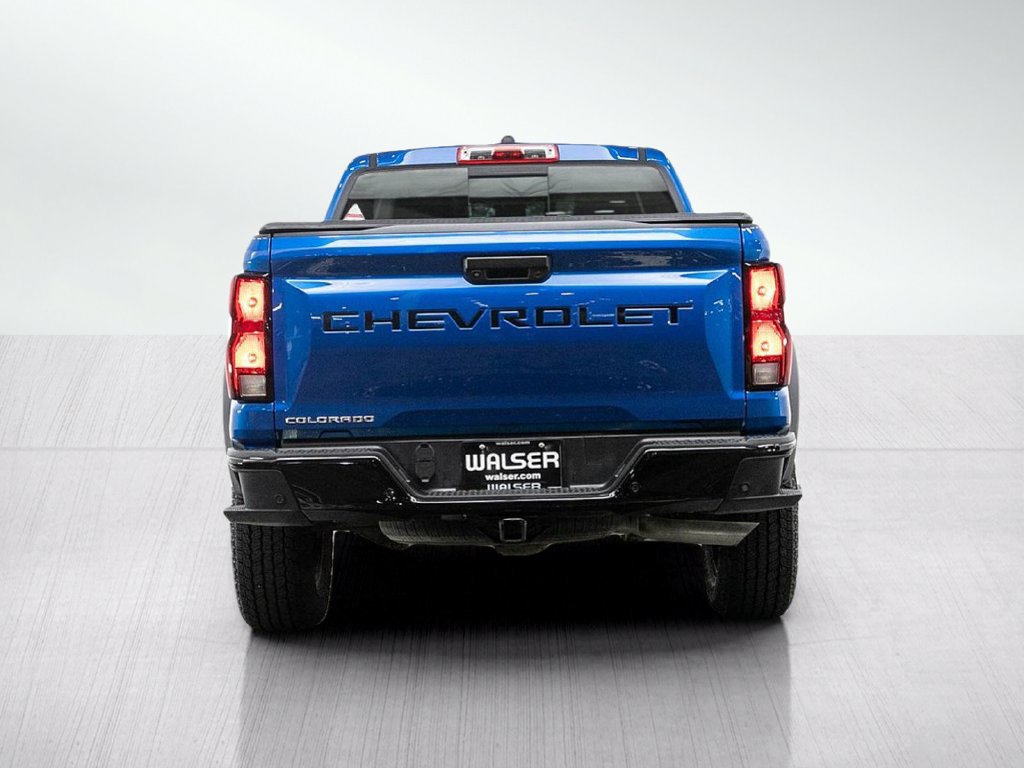 Used 2023 Chevrolet Colorado Trail Boss w/ Technology Package AWD/4WD image 5