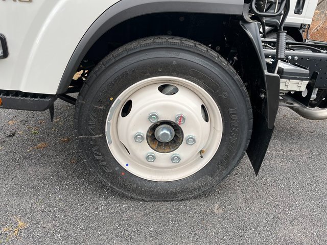 New 2024 Chevrolet Low Cab Forward image 7