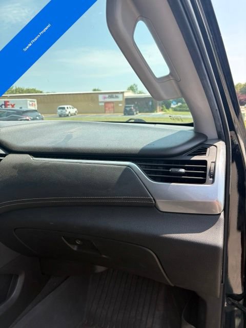 Used 2020 Chevrolet Tahoe Premier AWD/4WD image 31
