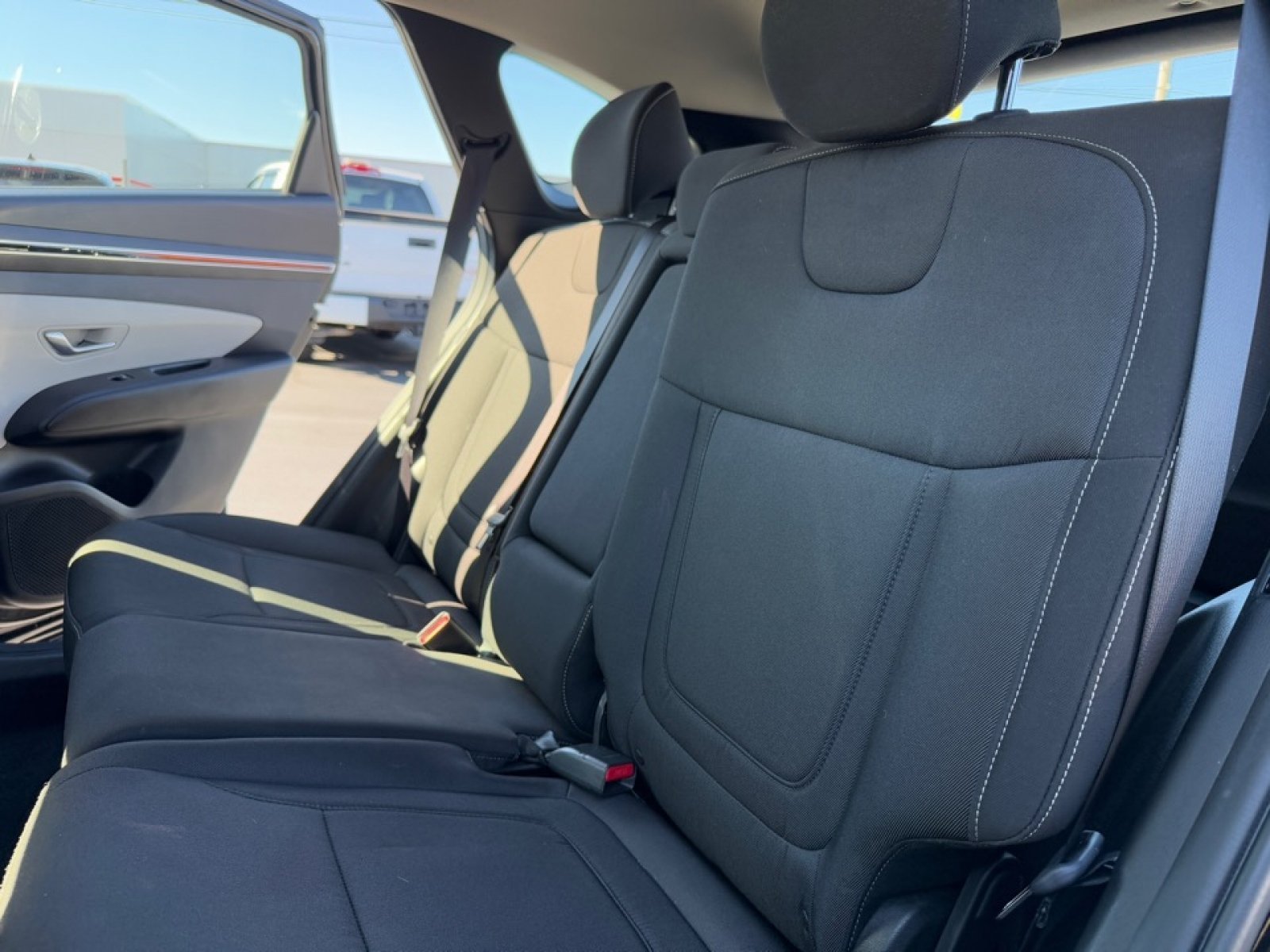 Used 2022 Hyundai Tucson SE AWD/4WD image 17