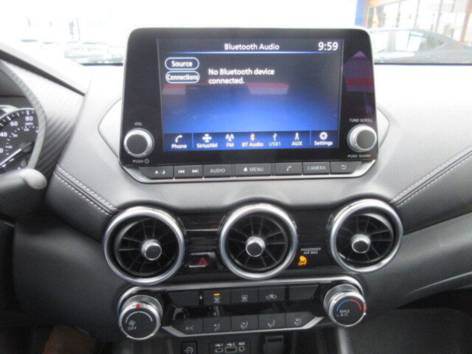 Used 2024 Nissan Sentra SV image 16