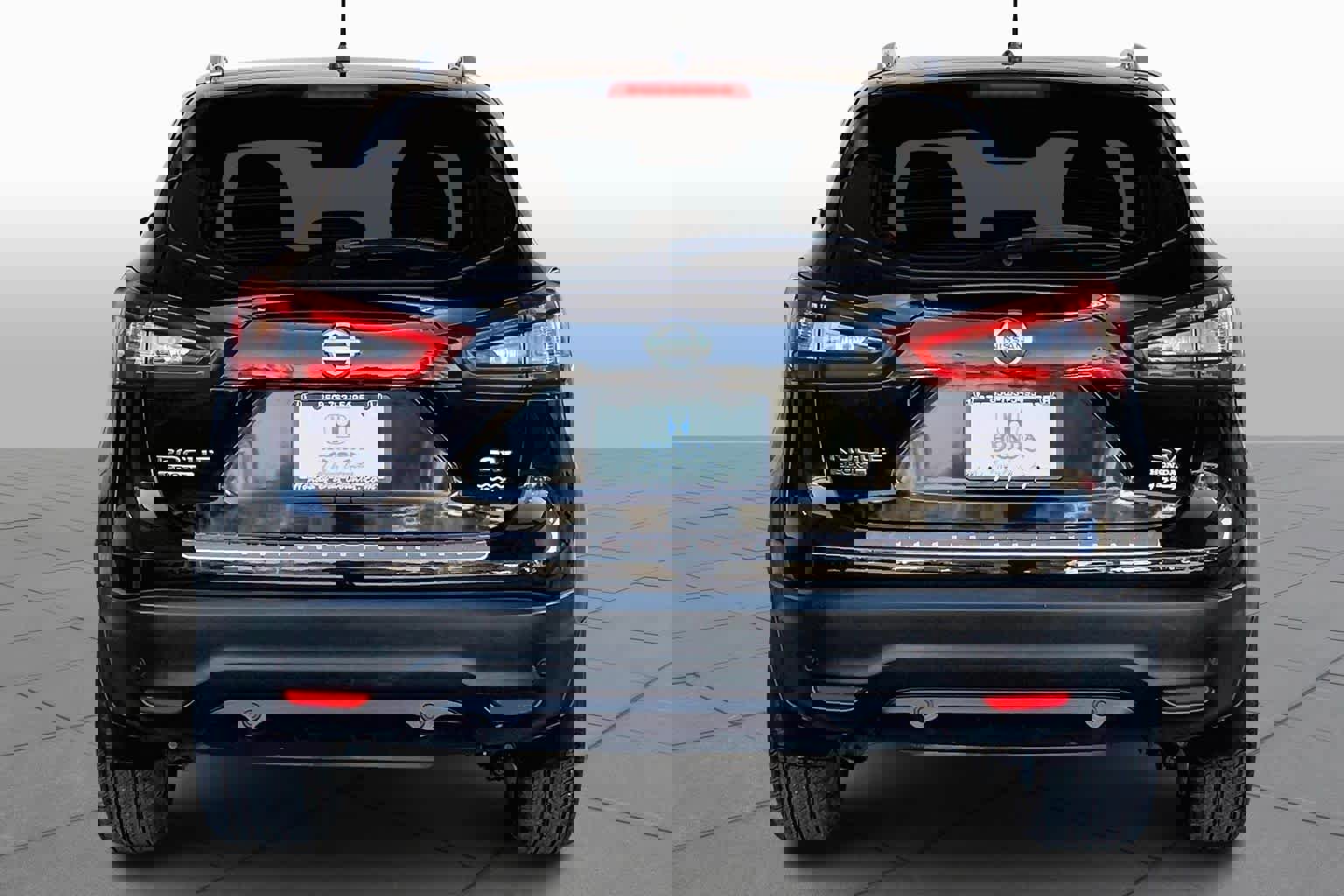 Used 2022 Nissan Rogue Sport SV image 5