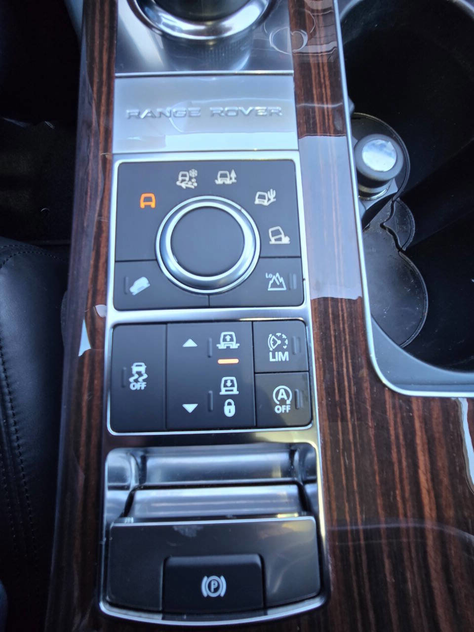 Used 2017 Land Rover Range Rover HSE image 20