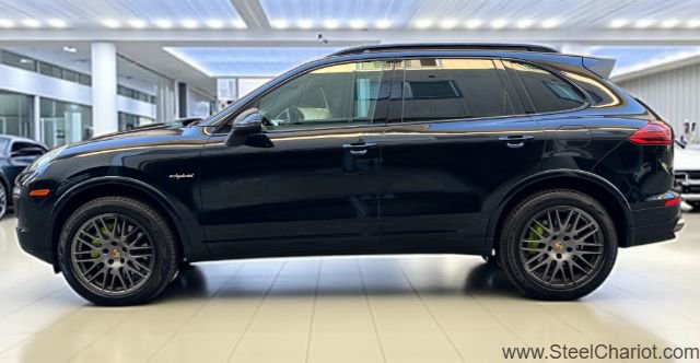 Used 2017 Porsche Cayenne S Platinum image 4