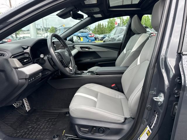 Used 2025 Toyota Camry SE w/ Multimedia Upgrade Package FWD image 14
