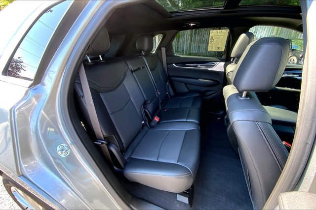Used 2024 Cadillac XT5 Premium Luxury w/ LPO, Floor Liner Package AWD/4WD image 27