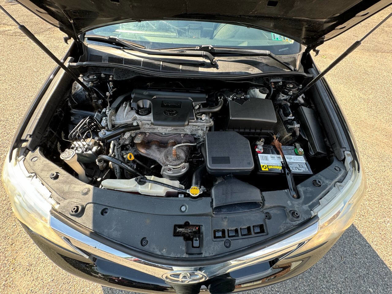 Used 2012 Toyota Camry LE image 24