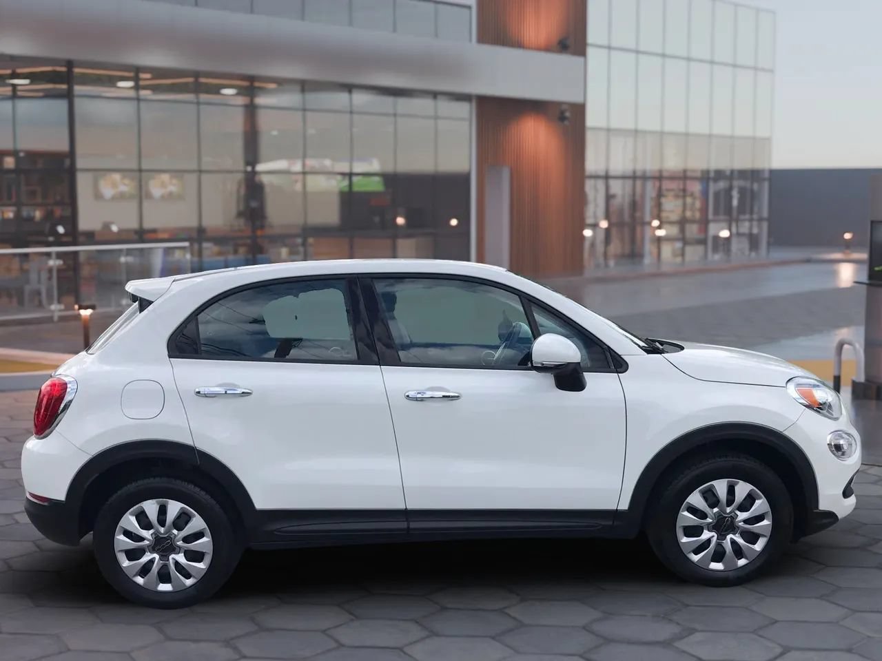 Used 2017 FIAT 500X Pop FWD image 4