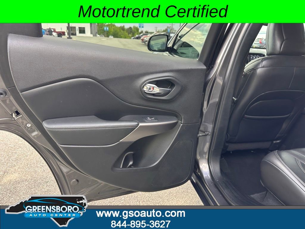 Used 2021 Jeep Cherokee Limited AWD/4WD image 23