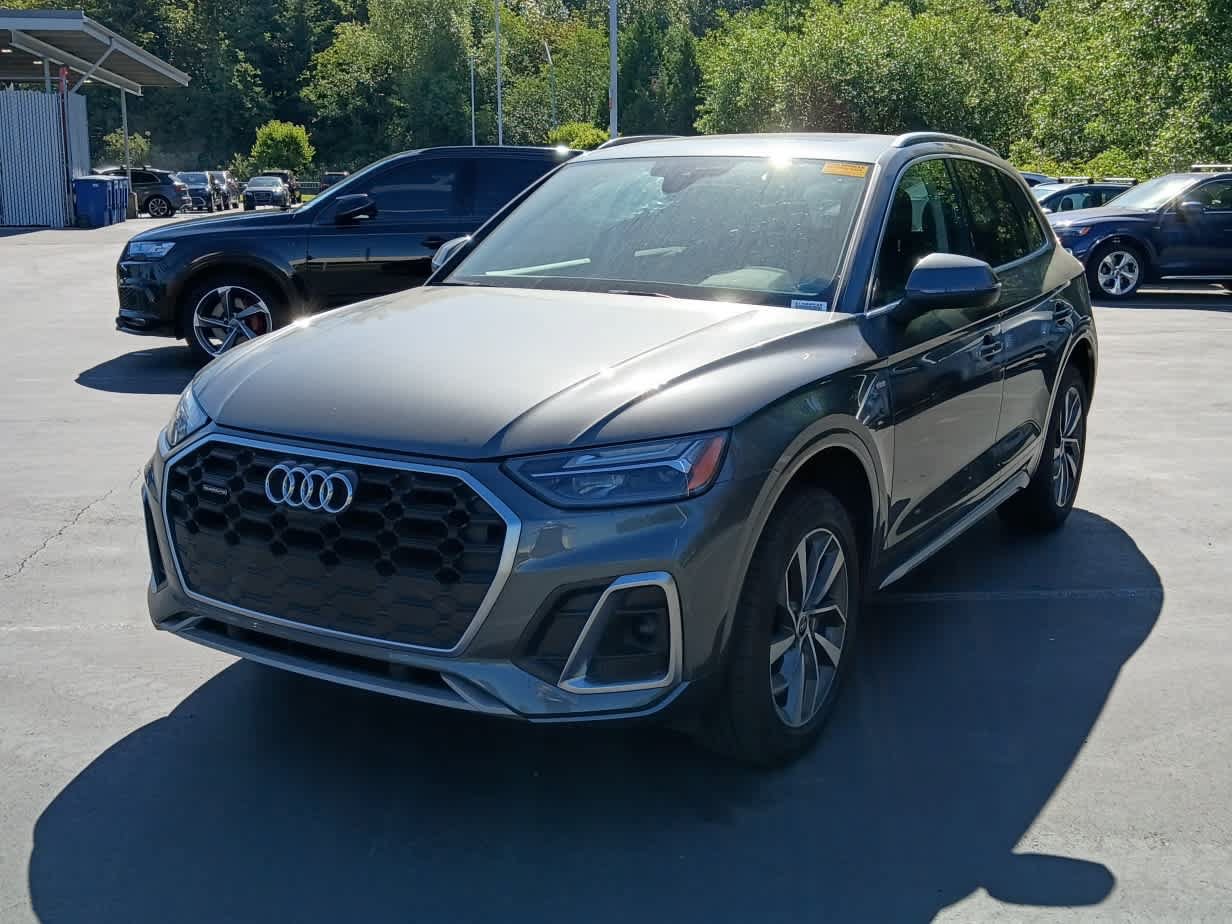 Used 2023 Audi Q5 2.0T Premium Plus AWD/4WD image 2