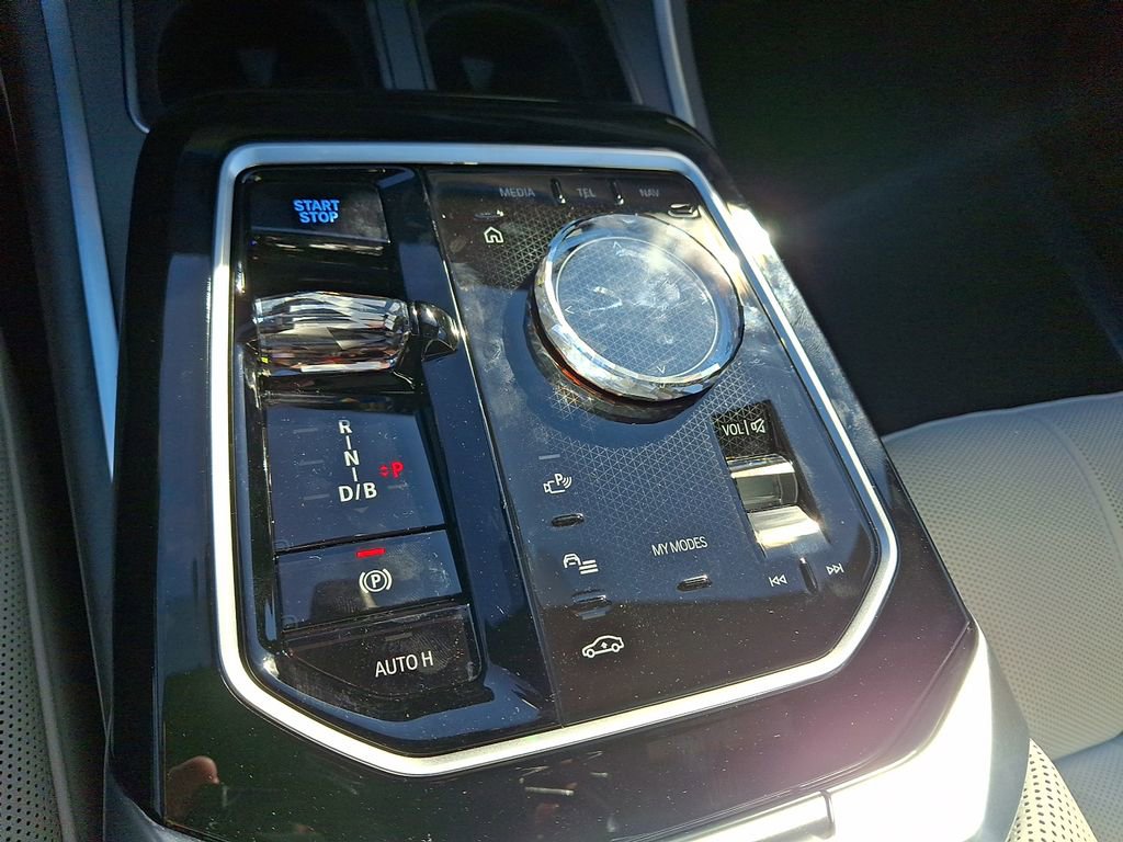 New 2026 BMW i7 xDrive60 image 13