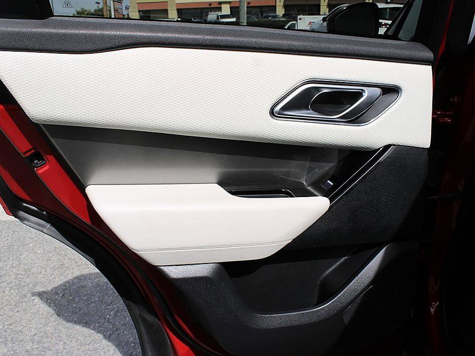 Used 2019 Land Rover Range Rover Velar S image 15