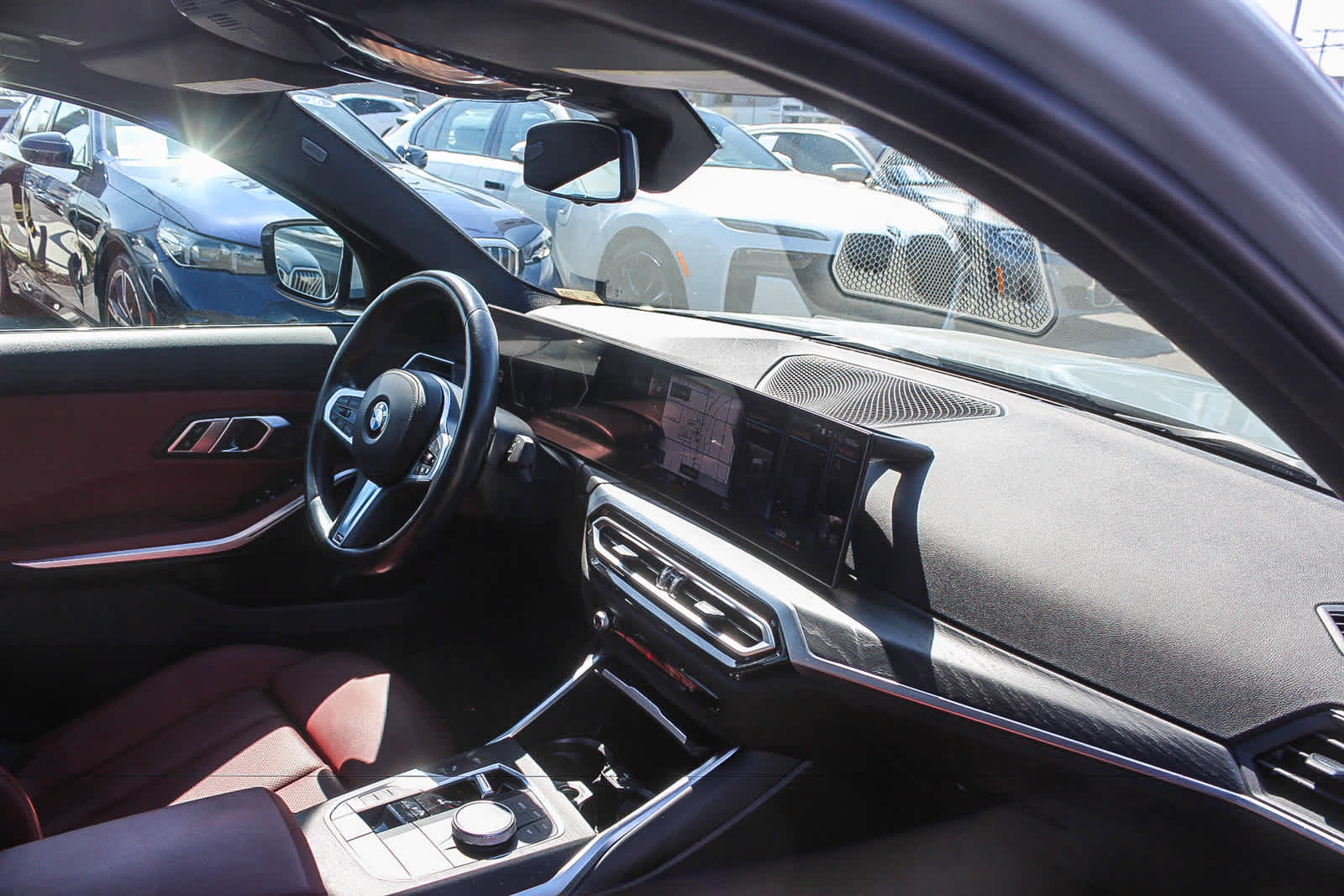 Used 2023 BMW 330i Sedan w/ M Sport Package RWD image 15