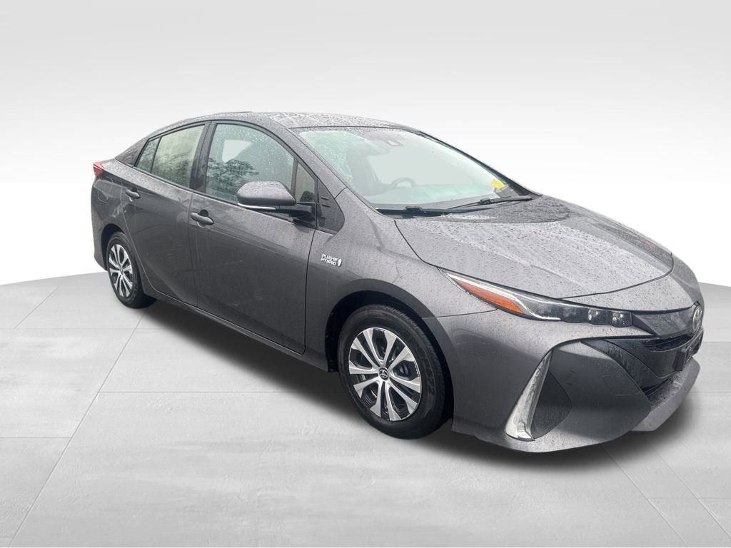 Used 2020 Toyota Prius Prime LE image 8
