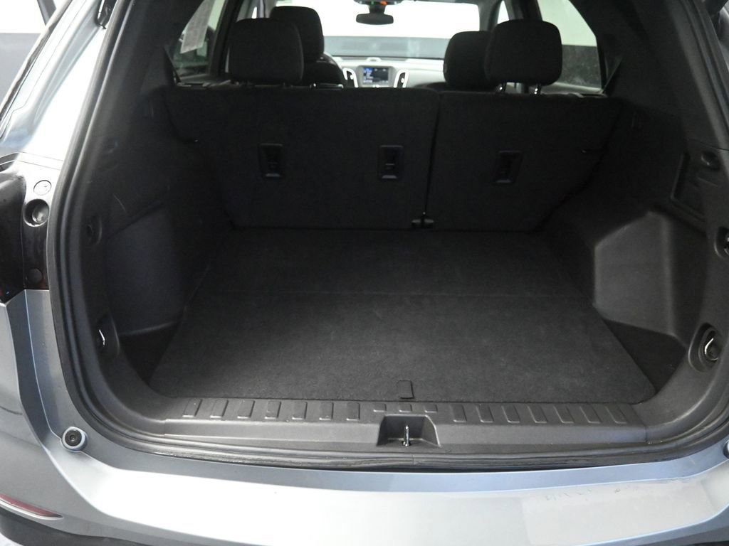 Used 2024 Chevrolet Equinox LT image 18